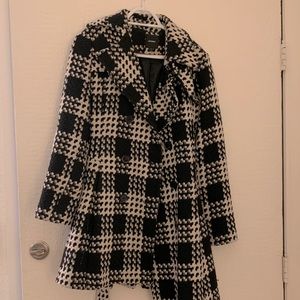 Houndstooth Express Coat